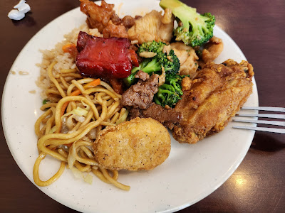 Super 6 Buffet dish